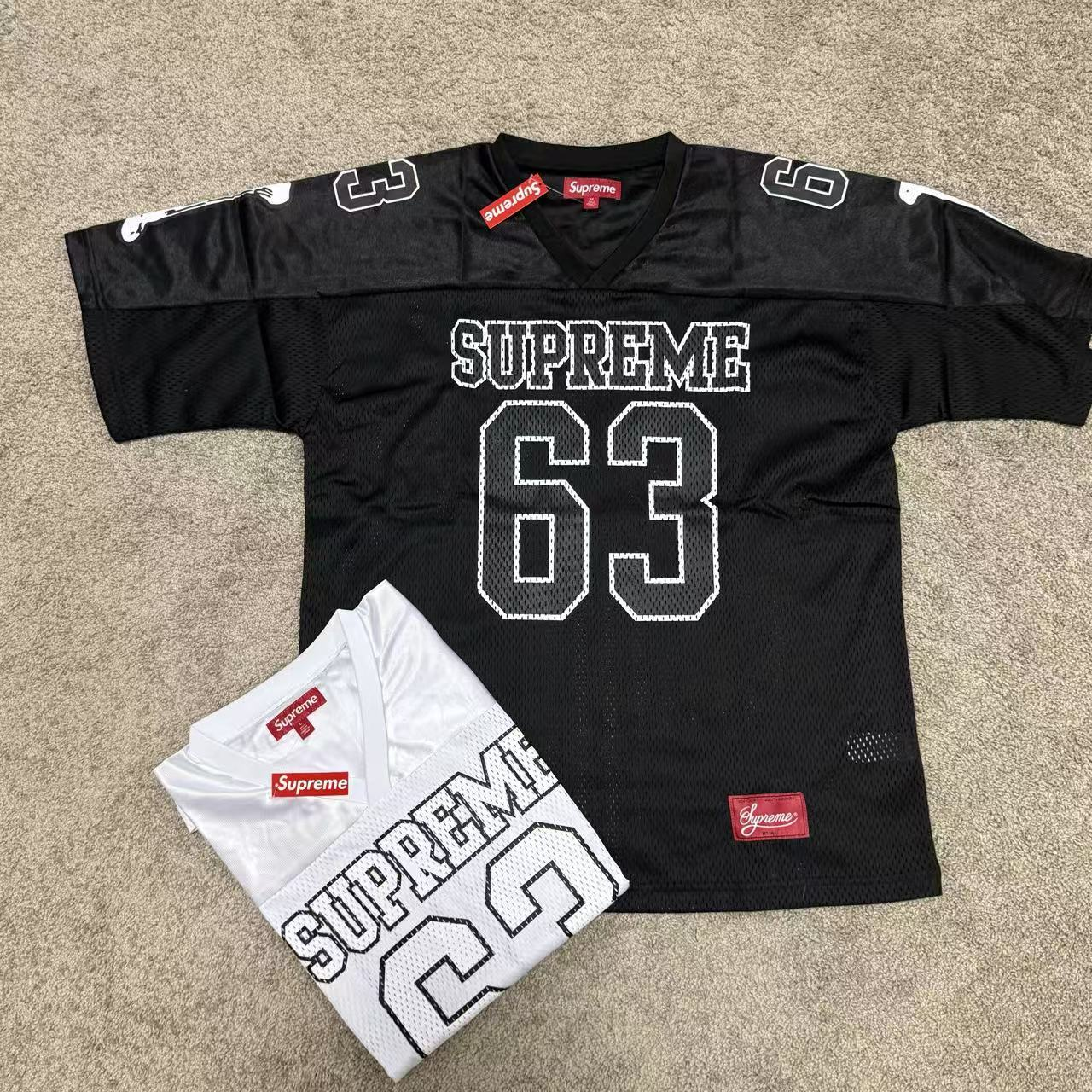 Maillot de Football Supreme Bones Noir & Blanc